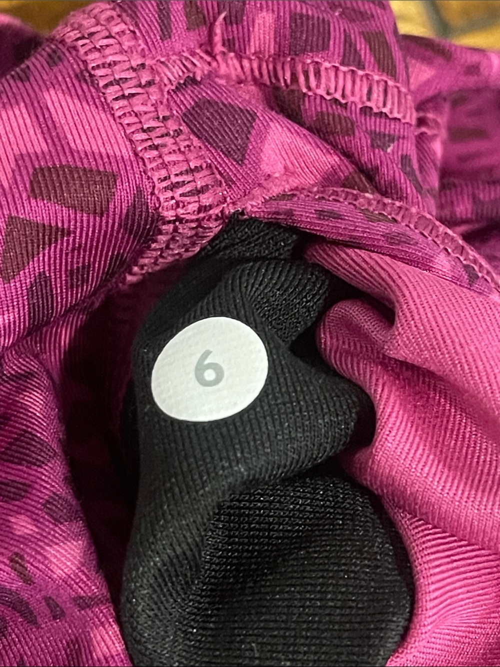 Lululemon High Times 7/8 Leggings Luxtreme
Paradise Geo Regal Plum size 6 - Picture 4 of 11